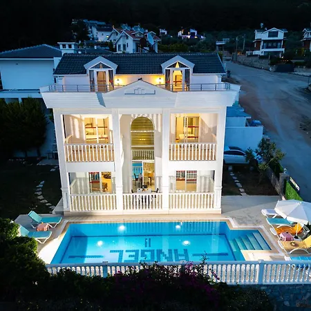 Angel - Private Pool And Nature View In Oeluedeniz * 费特希耶