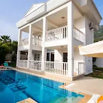 Angel - Private Pool And Nature View In Oeluedeniz *